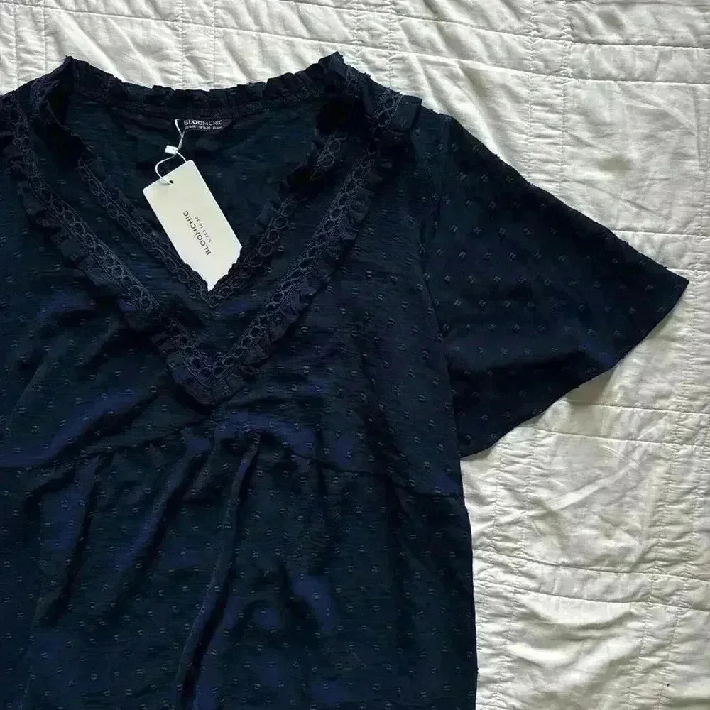 Scandinavian ruffle top navy blue Swiss dot v-neck bloomchic women’s XL classic - Picture 4 of 8